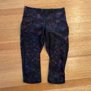 ❌Not Currently Available❌ Lululemon, cropped tights